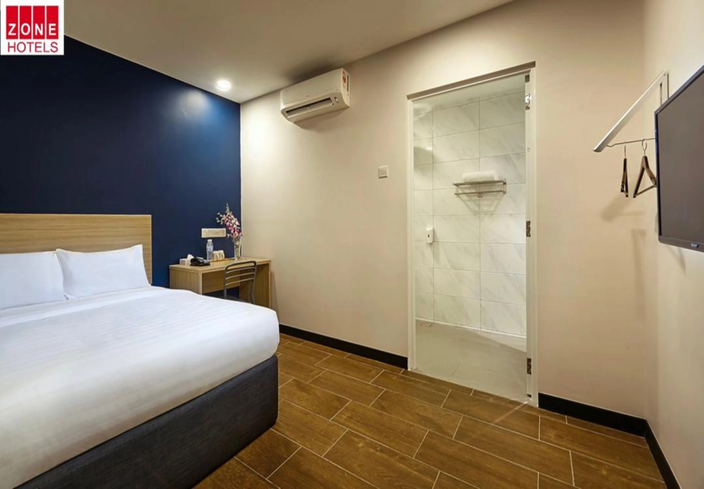 Standard Double room (full double bed)