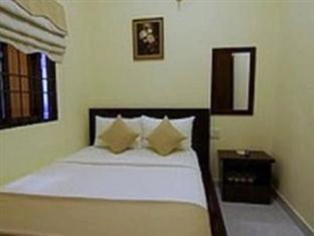 Economy room