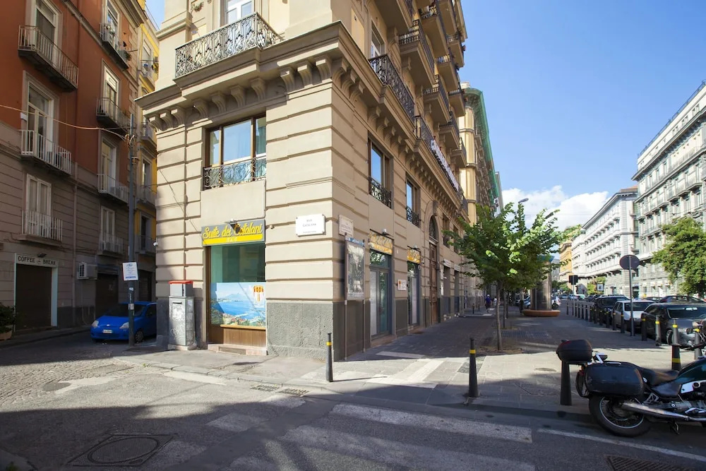 1 Bedroom Superior Double room with city view (full double bed)