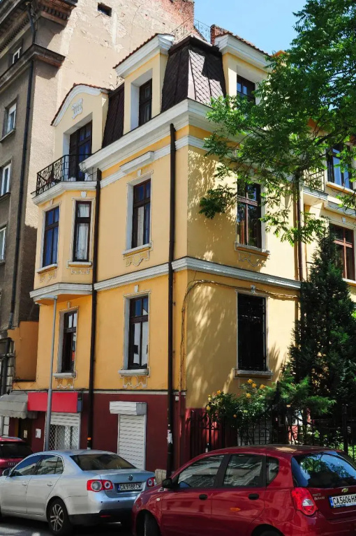 Lopera Guest House