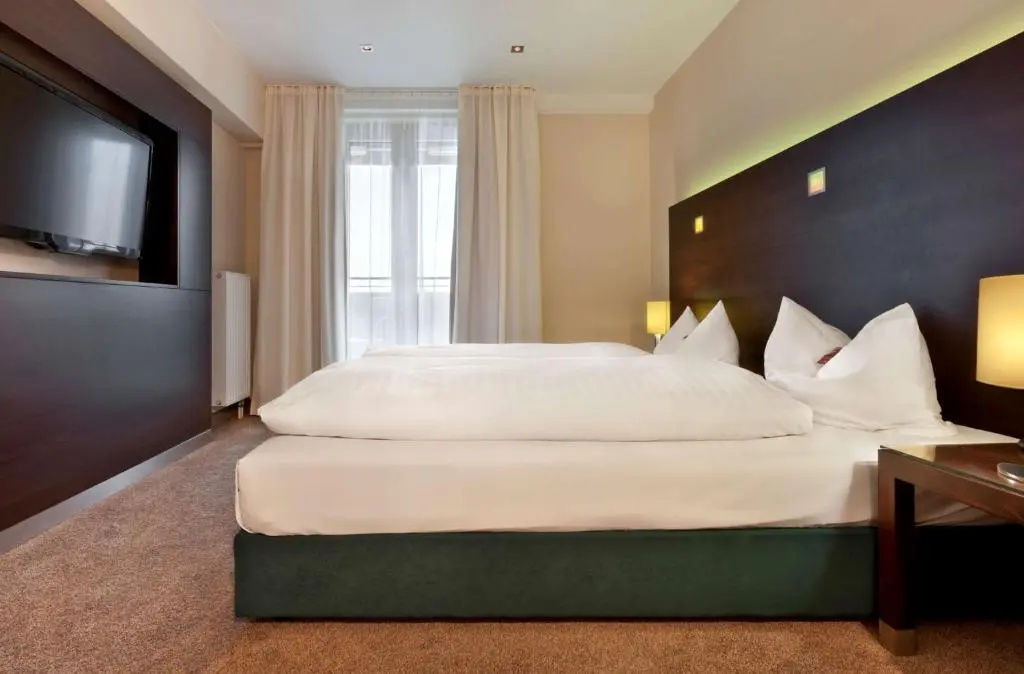 Superior Plus Double room (twin beds)
