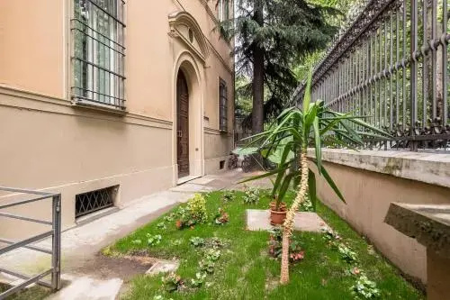 Irnerio 1471 Bologna Hld 34482