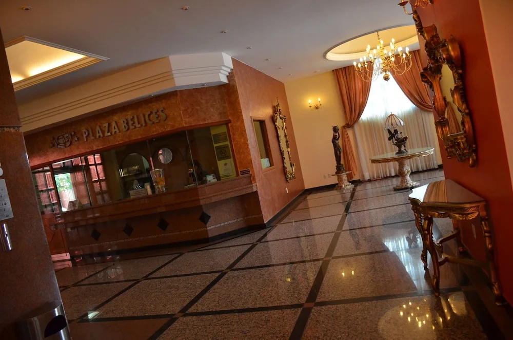 Lobby & Reception