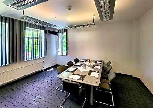 Messehof Hotel & Seminarvilla - nahe Hannover - фото 14