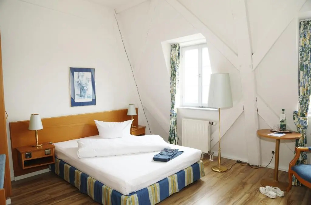 Hotel Goldener Adler - Chambres
