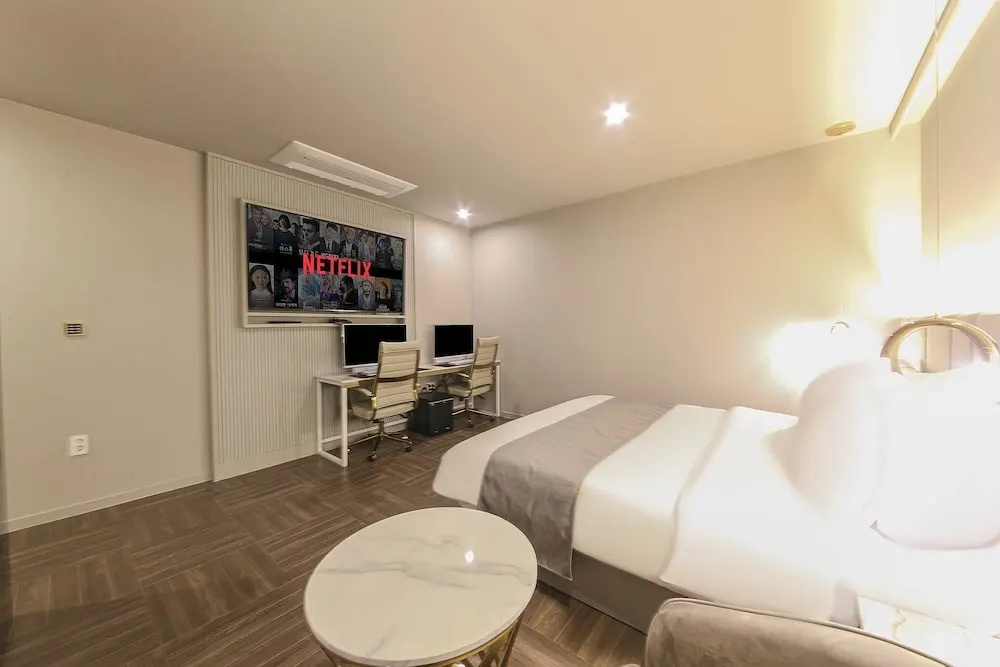 Premium room