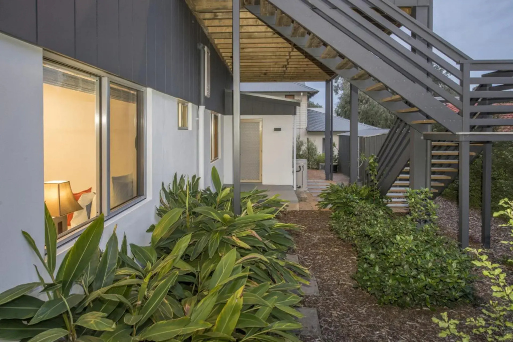 Bay View Retreat