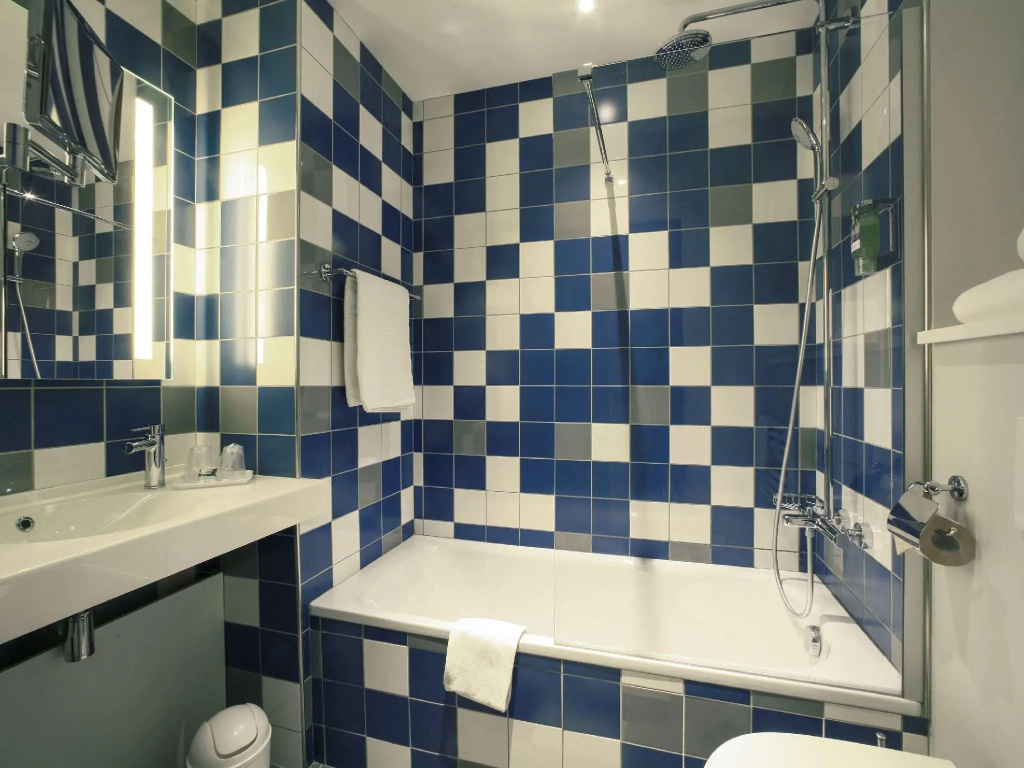 Superior Double room (full double bed)