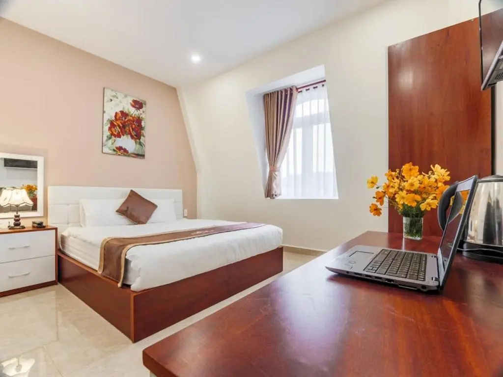 Standard Double room (full double bed)