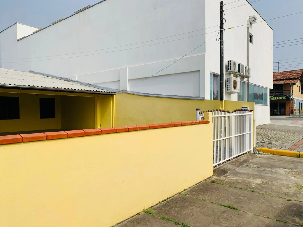 Rosemar Park House - Hospedaria a 400m do Beto Carrero World