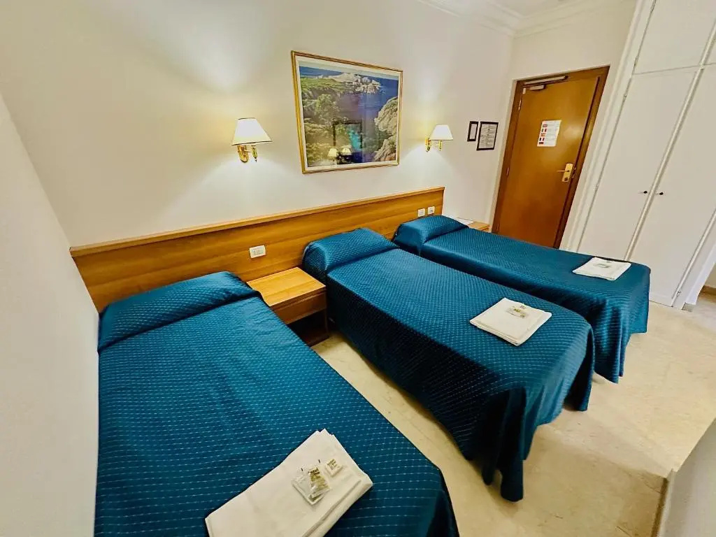 Hotel Principe Di Piemonte - Chambres