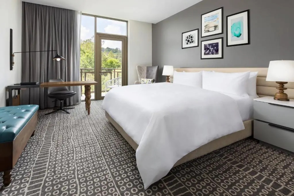 Standard room with balcony