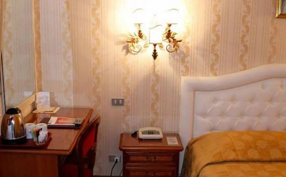 Eliseo Hotel - Chambres