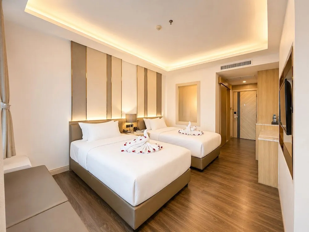 Lee Hotel Lat Phrao — фото