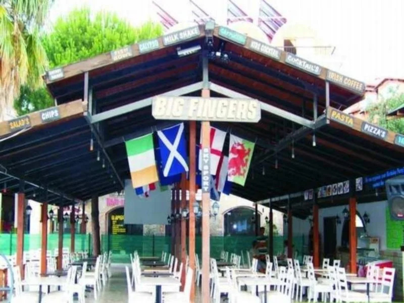 Club Secret Garden