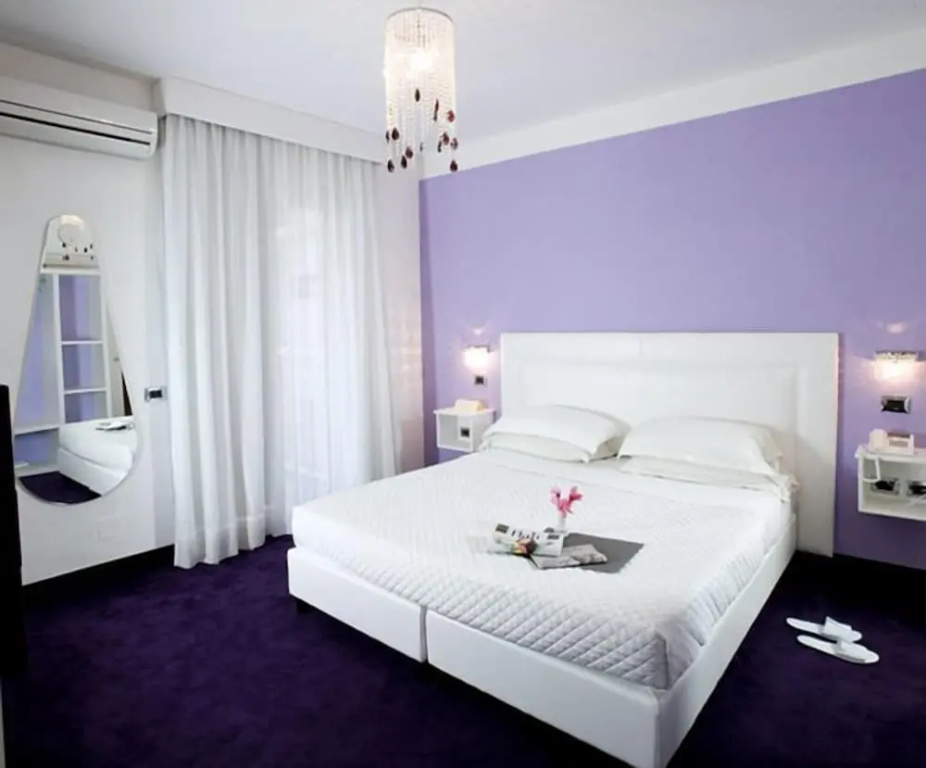 Standard Double room with balcony (full double bed)