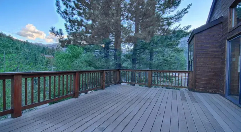 Alpine Meadows Endless View Home