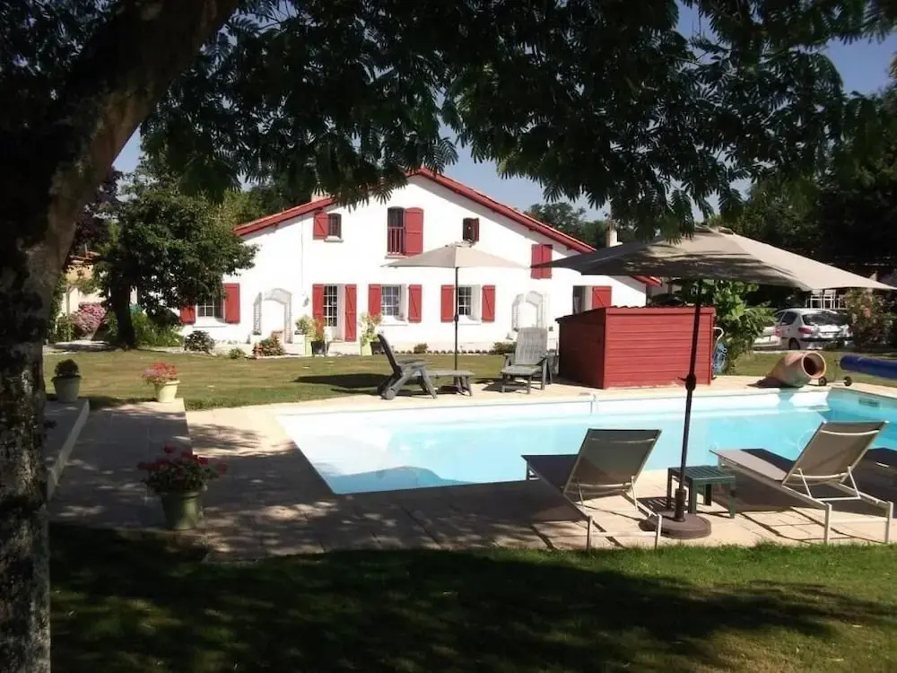 Le Chalet Des Pins