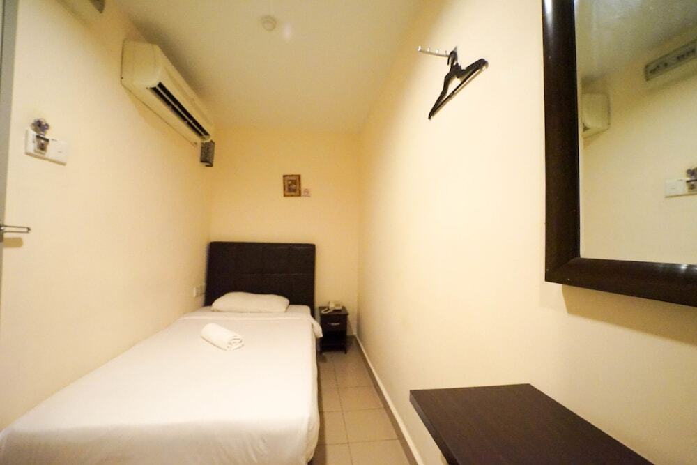 Hotel A-One