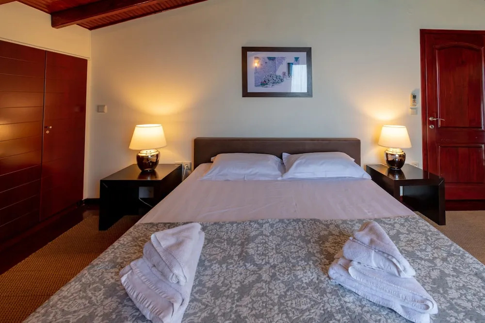 Beachfront Villa Benele