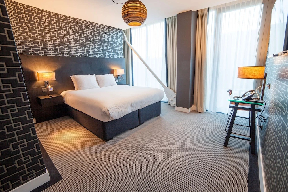 Accessible Guest Double room (full double bed)