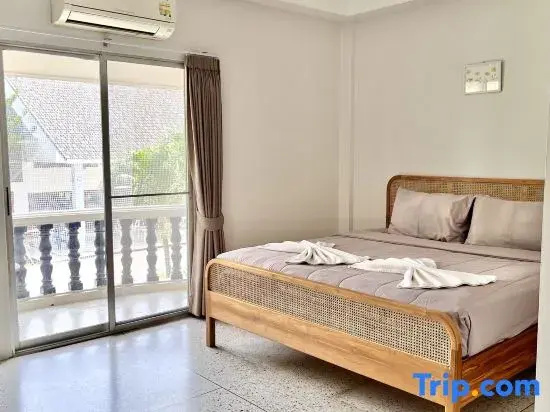 Deluxe room with balcony