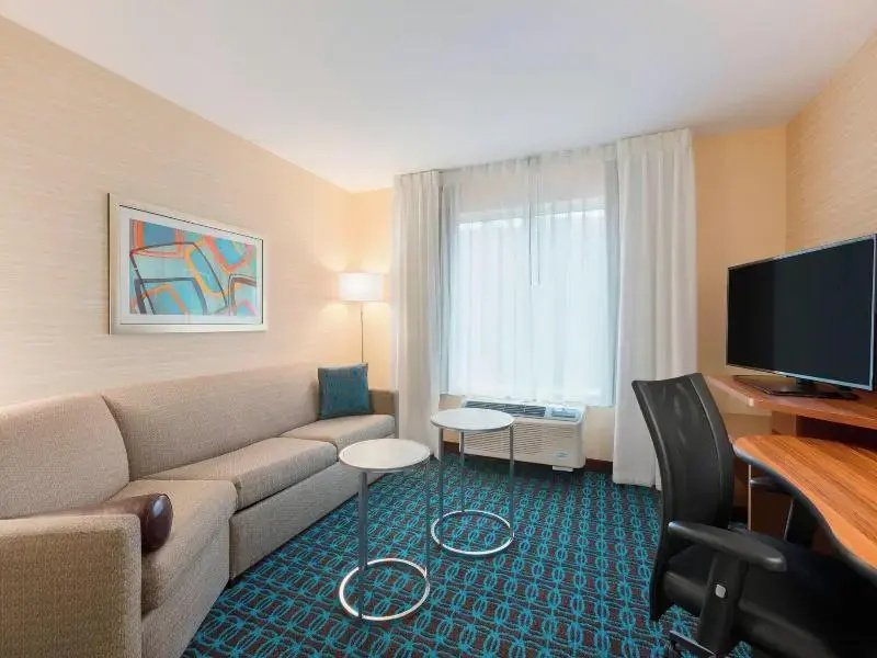 Fairfield Inn & Suites Pittsburgh Airport/Robinson Township - Chambres