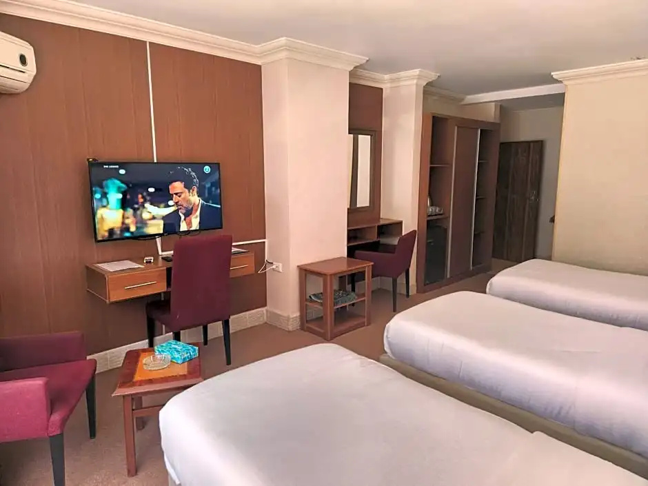 Economy room