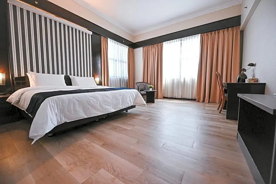 Superior Double room (full double bed)