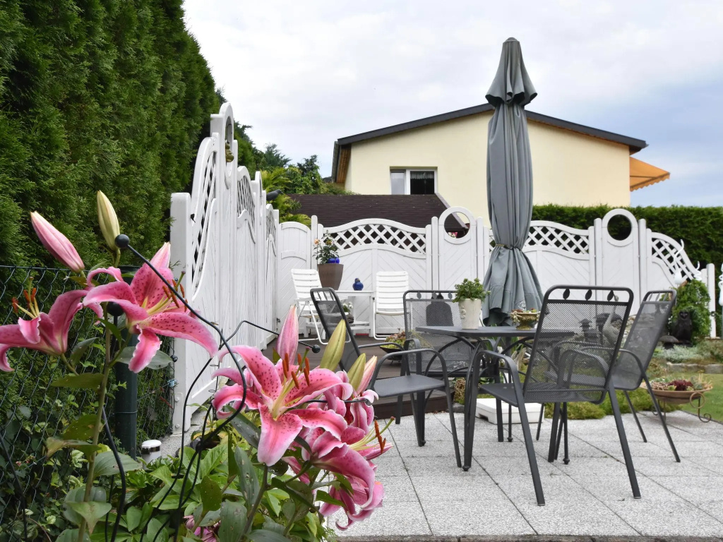 Vintage Bungalow in Neubukow in Meeresnaehe