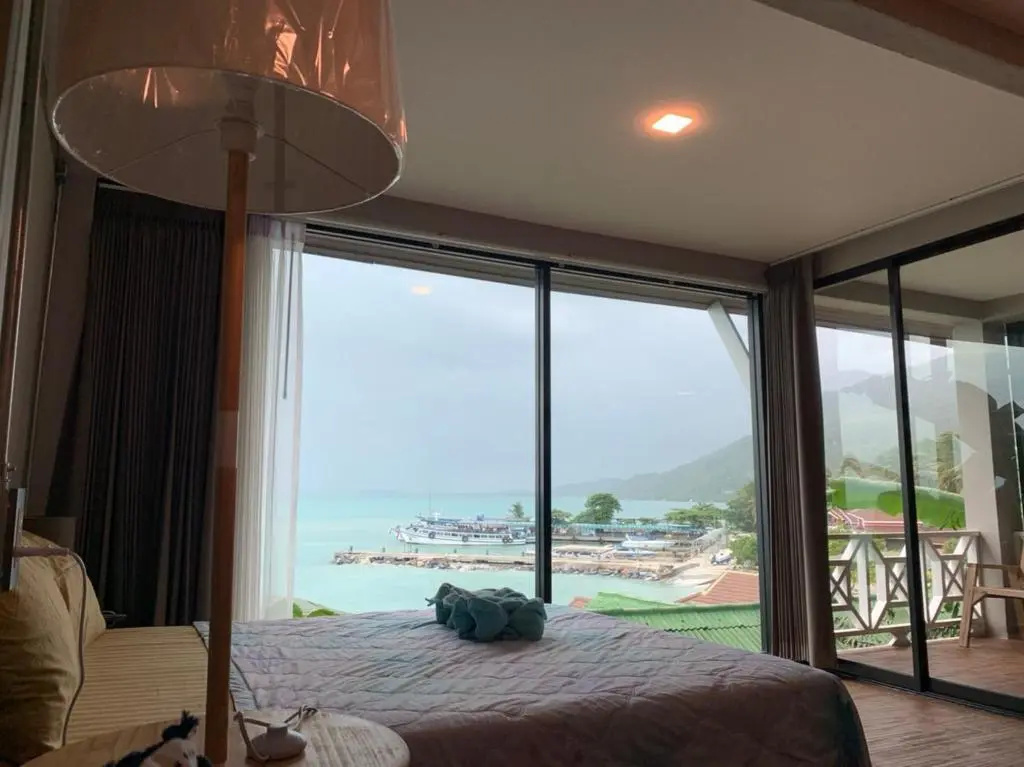 Standard Double room with sea view (full double bed)