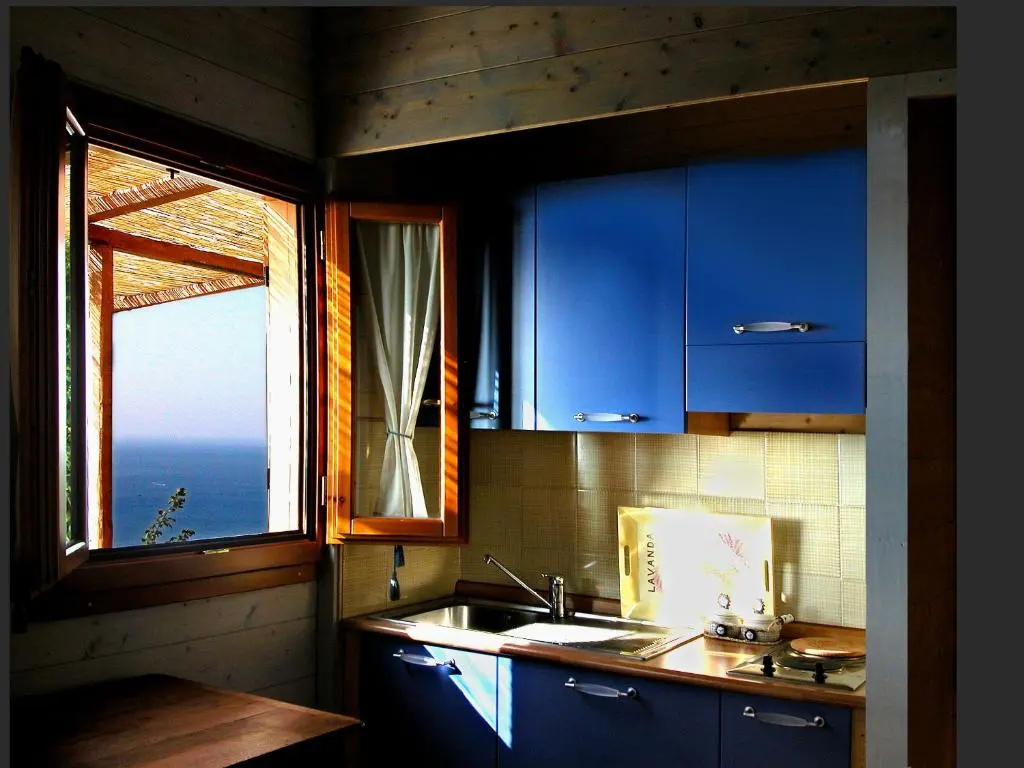 1 Bedroom Apartment with sea view