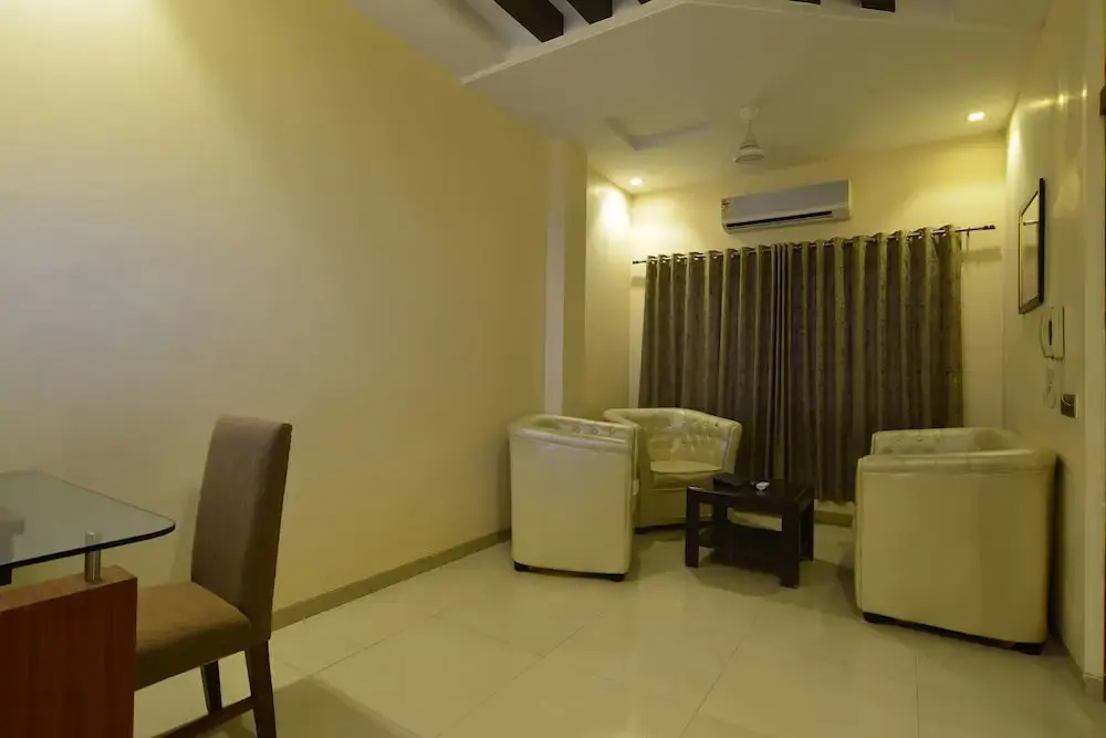 Hotel photo 12