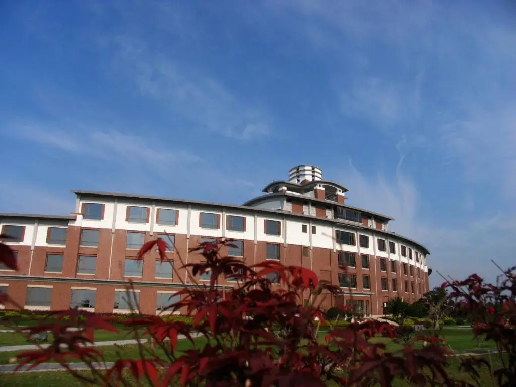 Tongli Lakeview Hotel
