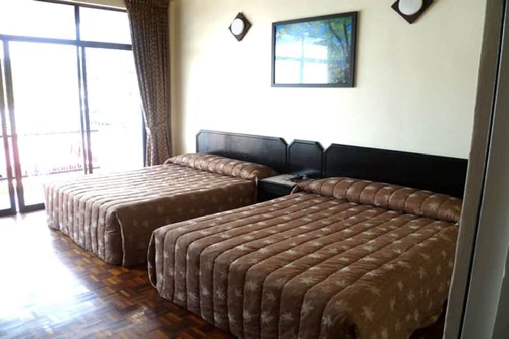 Country Lodge Resort