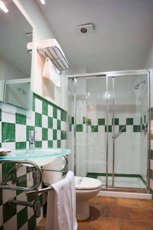 Hostal Alameda by null