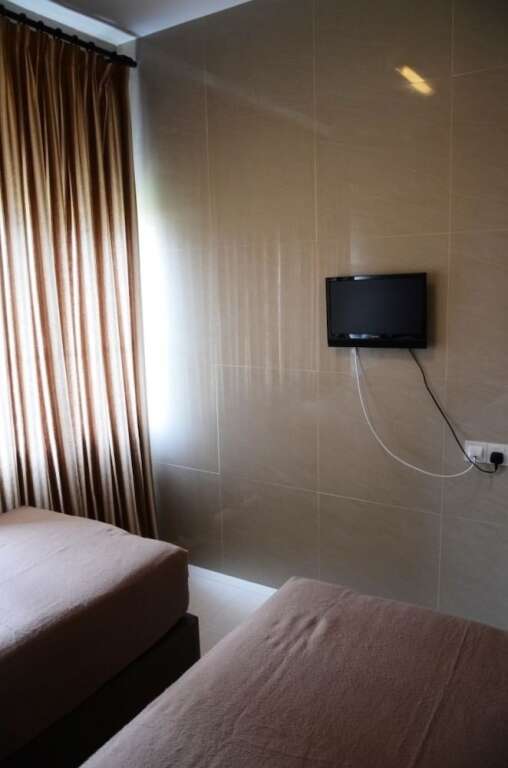 Aura Hotel