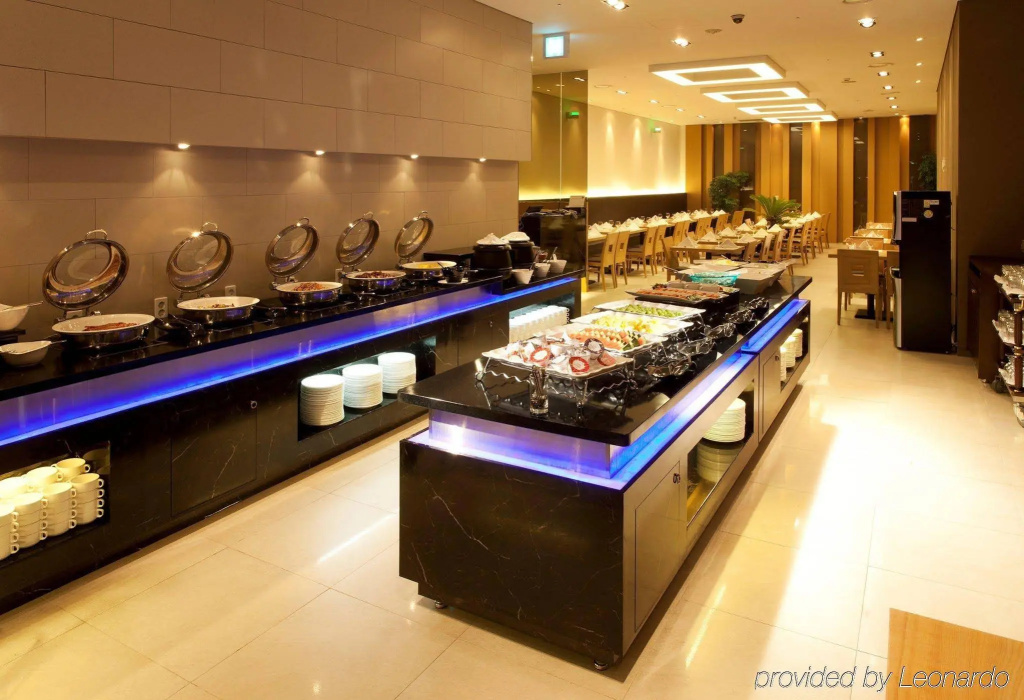 Food & Beverage