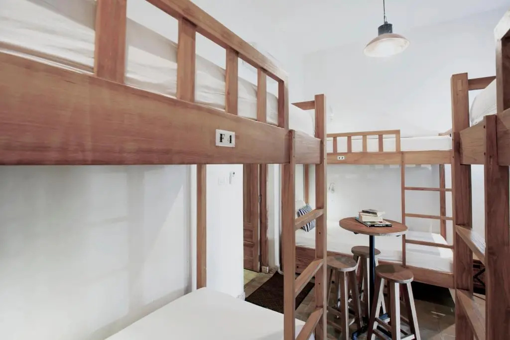 Adhisthana Hotel - Chambres