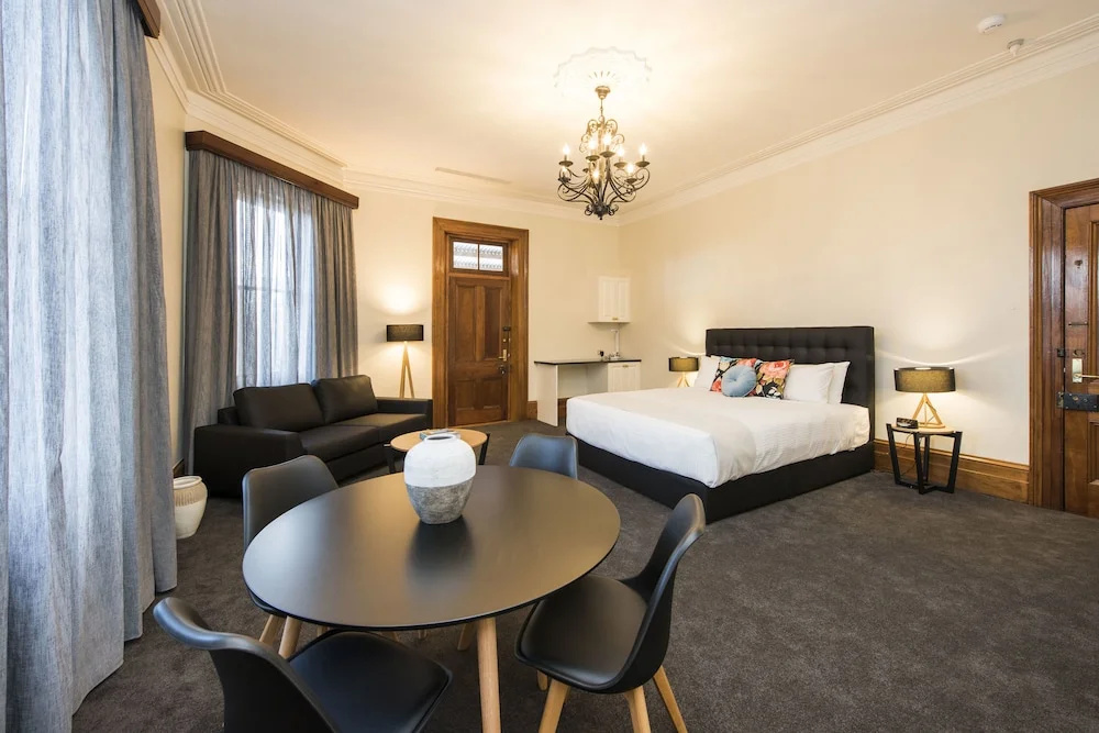 Superior Double Suite with balcony (full double bed)