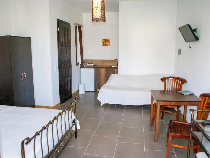 Quadruple Studio with sea view