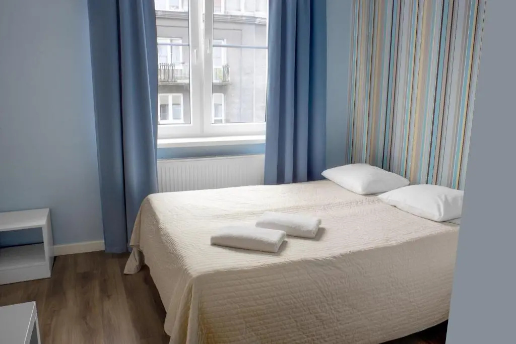 Deluxe Double room (full double bed)