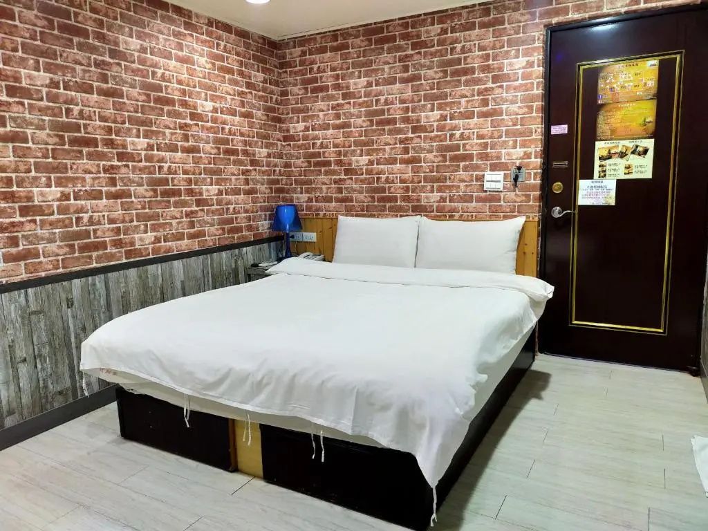 Bin City Hotel - Chambres