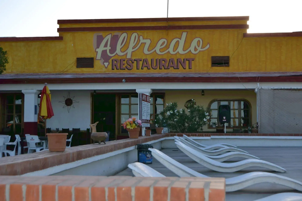 Las Palmas Hotel