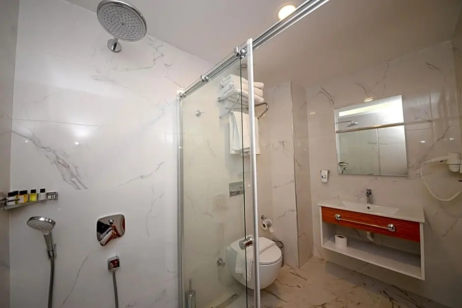 Comfort room