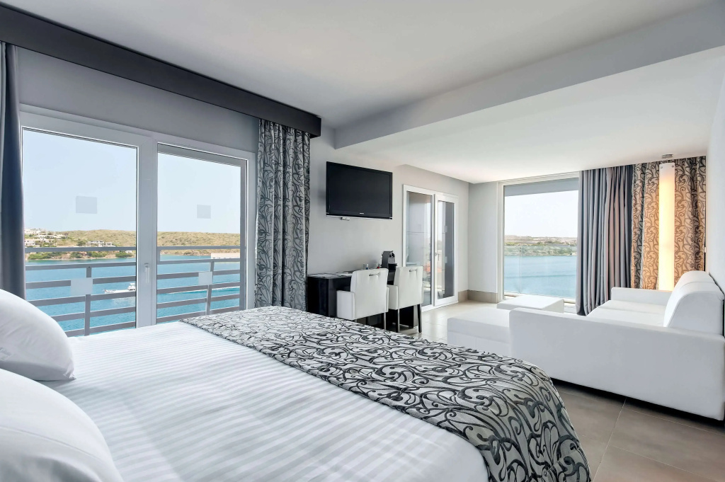 Standard room with panoramic view