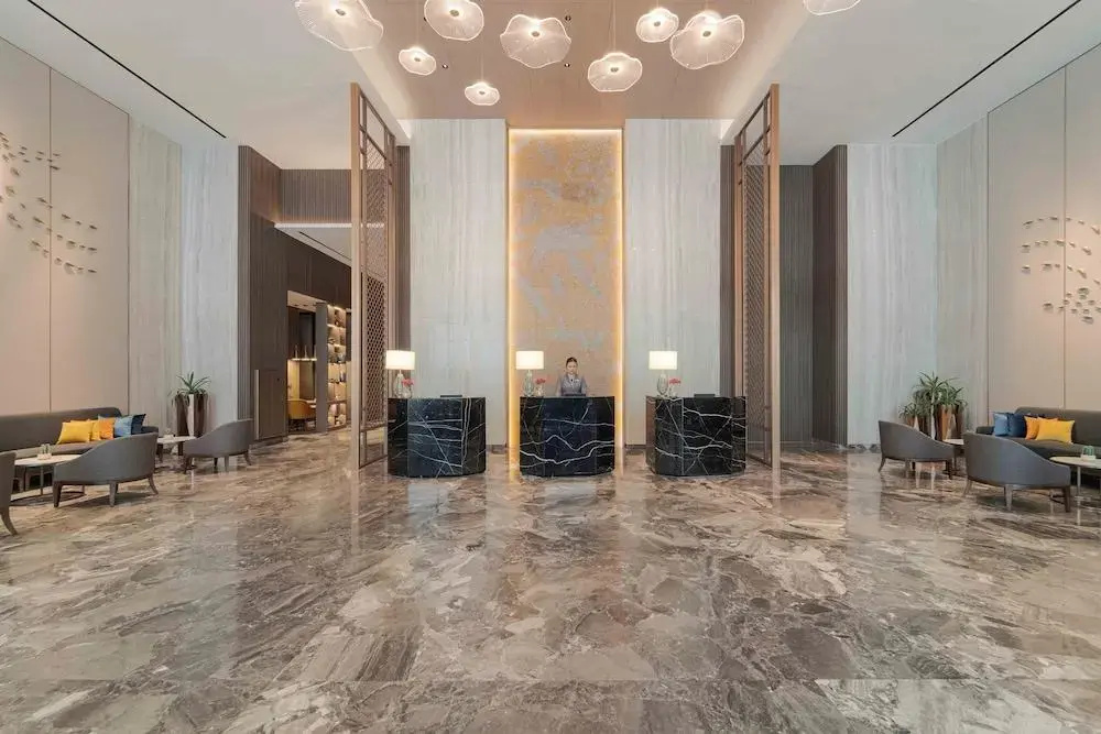 Lobby & Reception