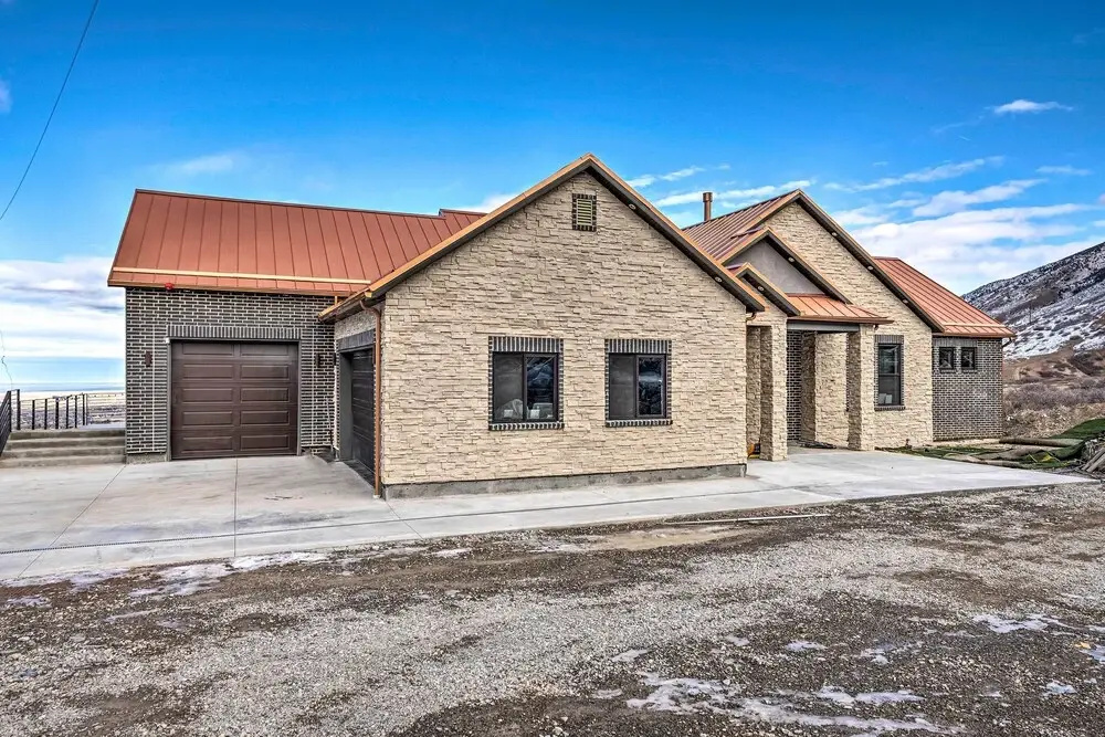 Newly Built Tooele Suite w/ Stunning Views!