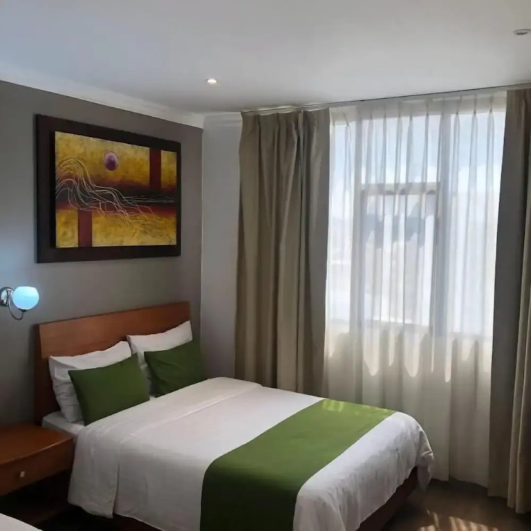Hotel Plaza Monte Carlo - Chambres