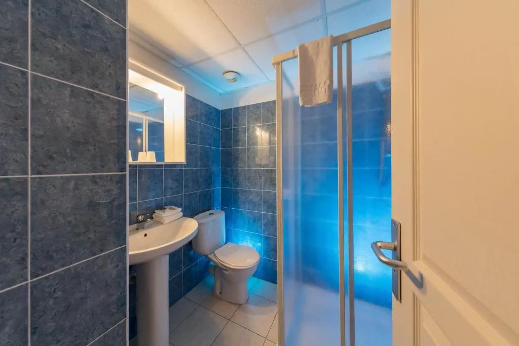 Ibis Roquebrune Cap Martin - Chambres